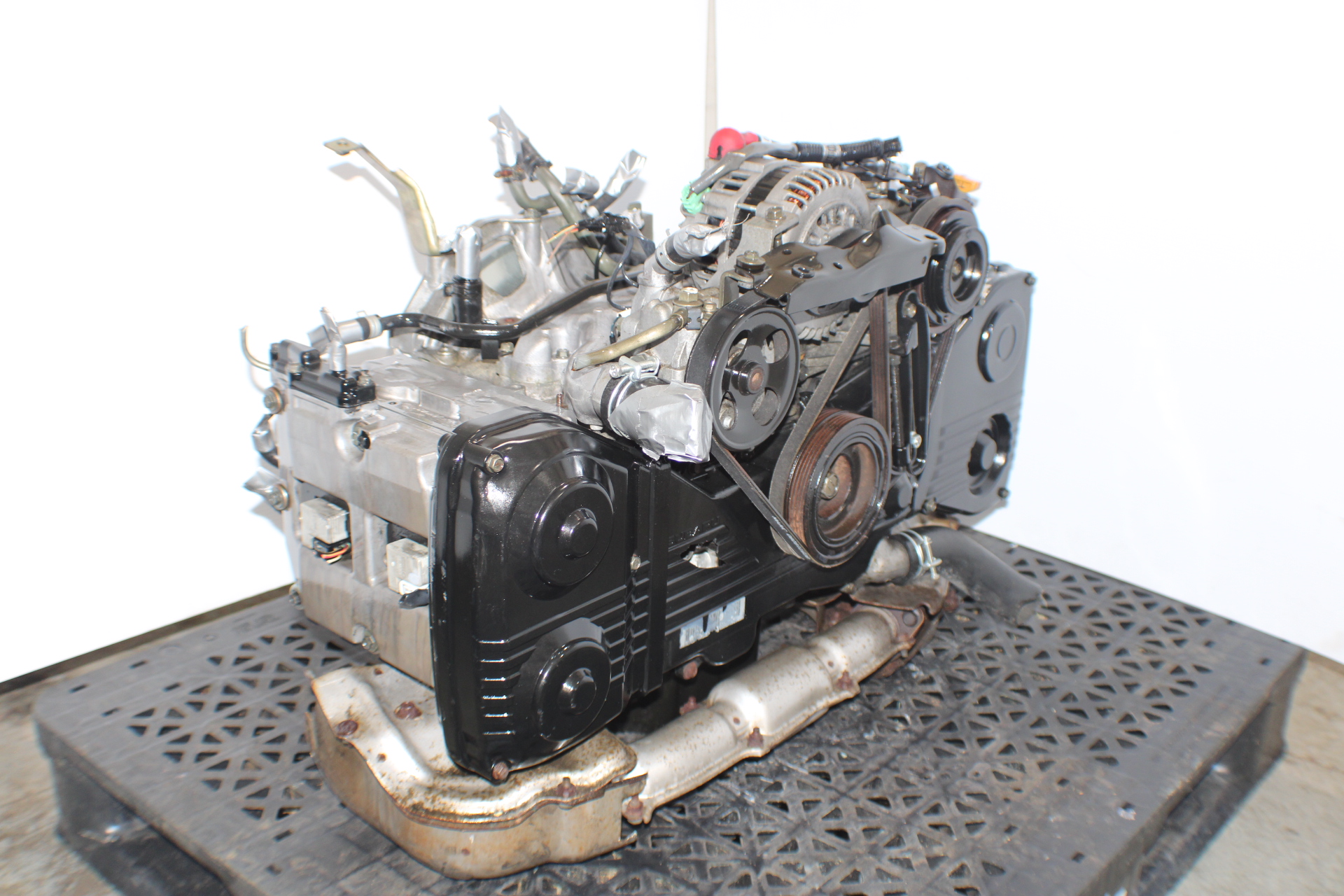 JDM 2002-2005 SUBARU IMPREZA WRX EJ205 NON AVCS ENGINE HEAD BLOCK