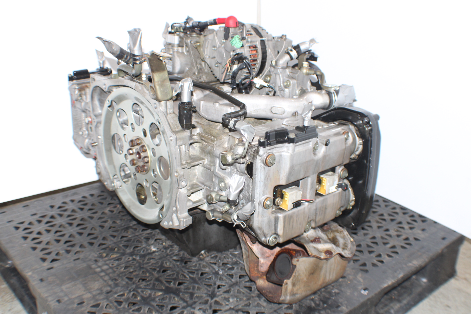 JDM 2002-2005 SUBARU IMPREZA WRX EJ205 NON AVCS ENGINE HEAD BLOCK