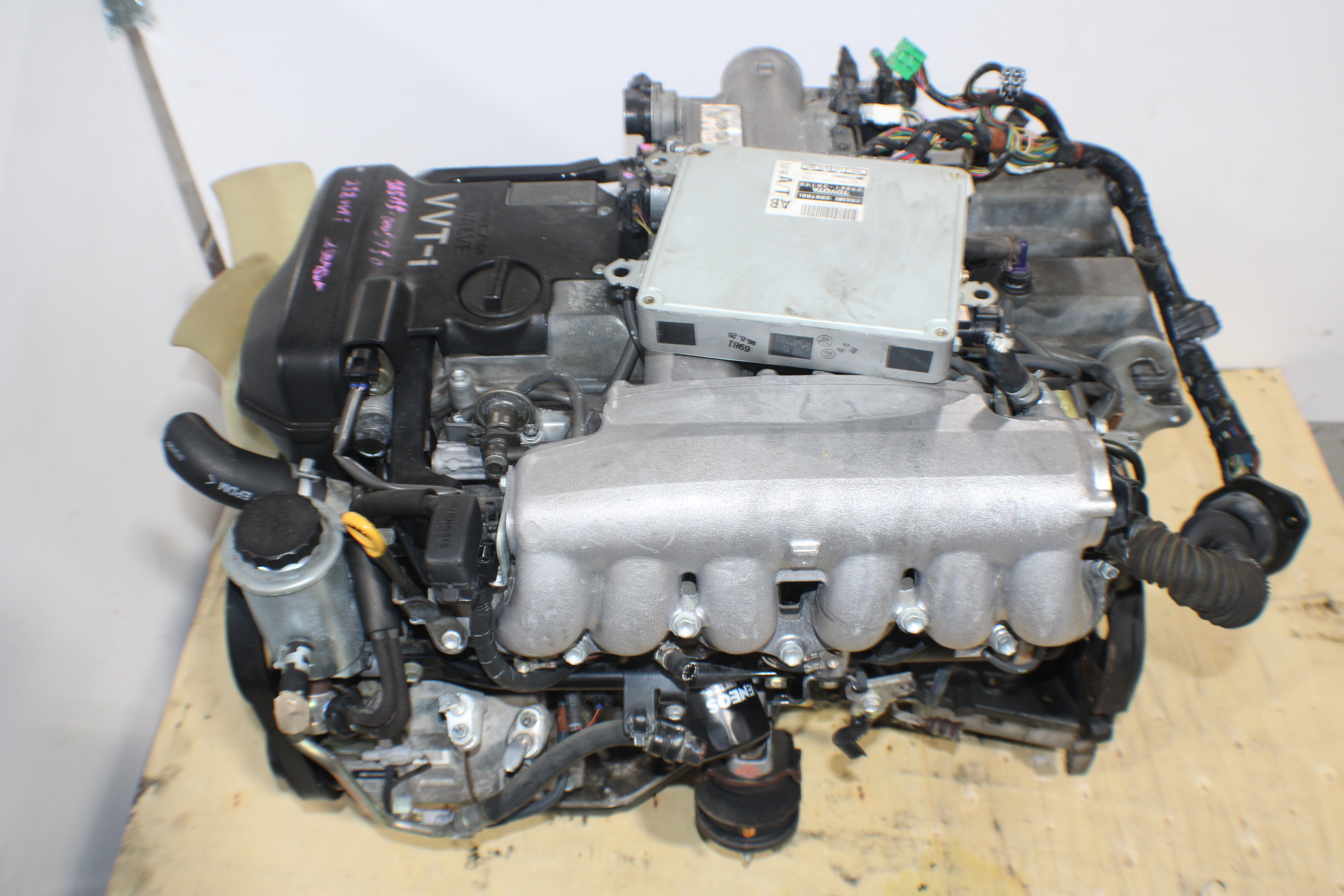1998-2005 LEXUS GS300, 2001-2005 IS300 ENGINE 6 CYL 3.0L NON TURBO MOTOR JDM 2JZ-GE VVTI