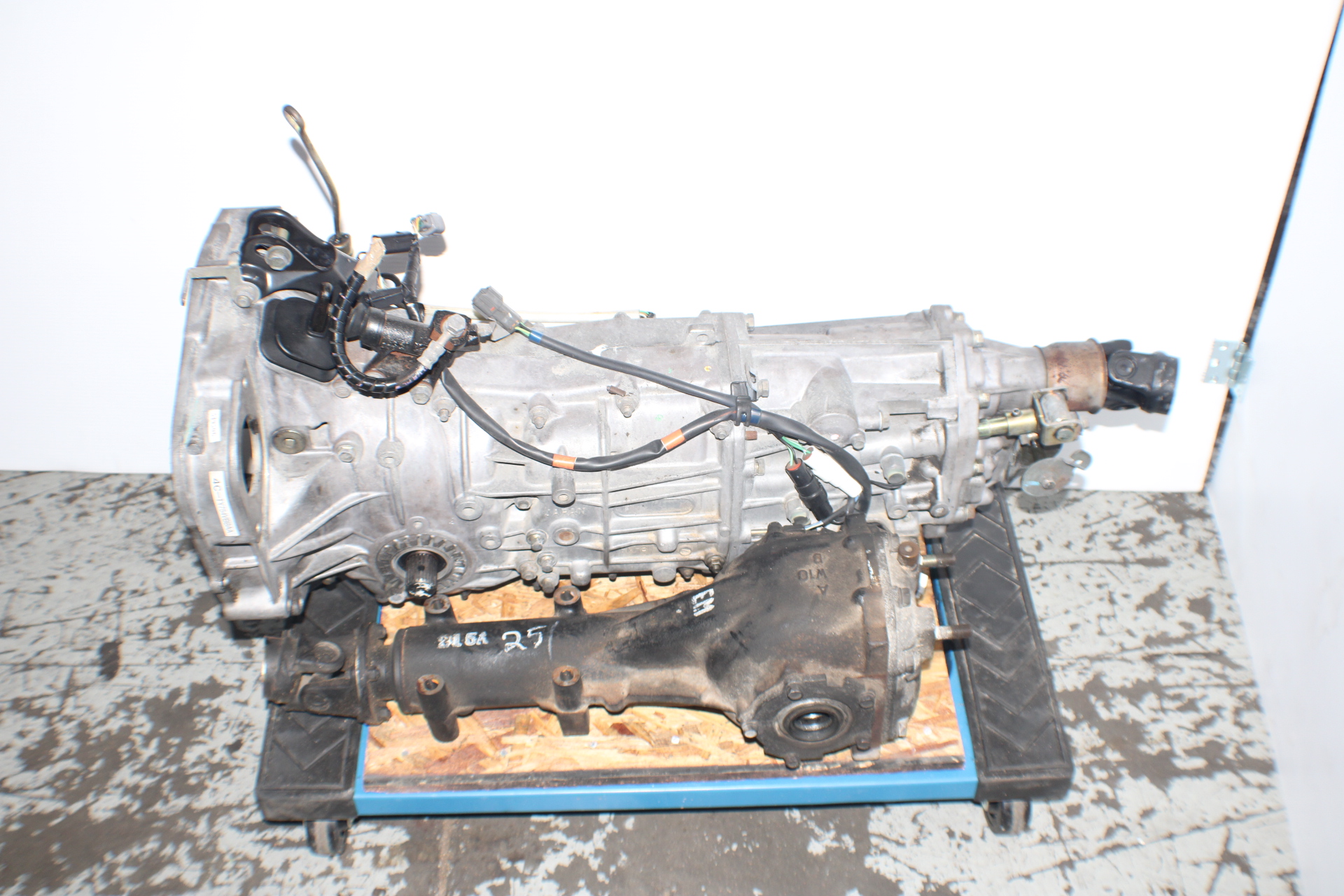 JDM 2002 2003 2004 SUBARU IMPREZA WRX EJ205 TURBO 5 SPEED MANUAL TRANSMISSION REAR DIFFERENTIAL 4.44FD